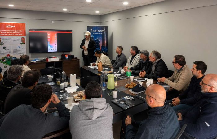 Radioset y Dahua capacitaron a instaladores en integración de alarmas y videovigilancia